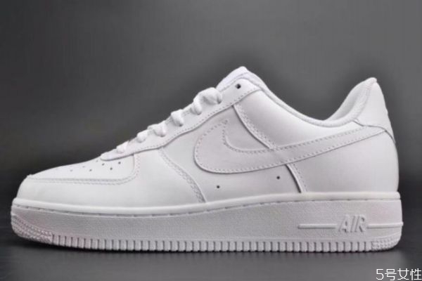空軍一號容易開裂是假貨嗎 空軍一號開裂了怎么修復 空軍一號容易開裂是假貨嗎 空軍一號開裂了怎么修復