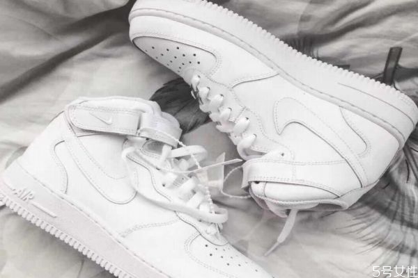 nike air force1夏天穿熱不熱 空軍一號和aj哪個檔次高 nike air force1夏天穿熱不熱 空軍一號和aj哪個檔次高