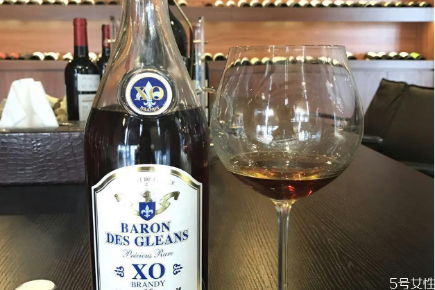 白蘭地是什么酒 白蘭地是什么顏色 白蘭地是什么酒 白蘭地是什么顏色