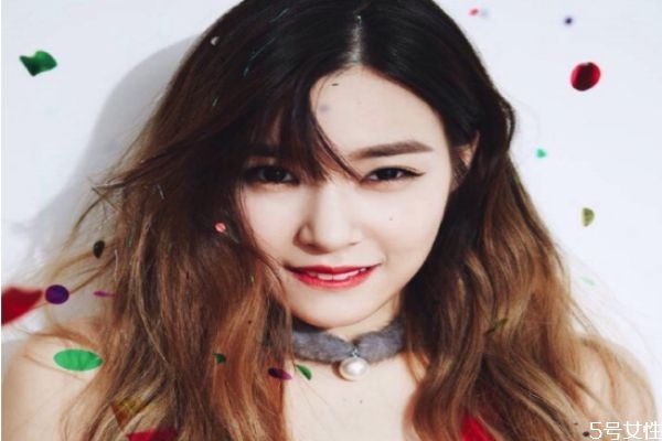 斜劉海怎么剪 斜劉海適合什么發(fā)型 斜劉海怎么剪 斜劉海適合什么發(fā)型