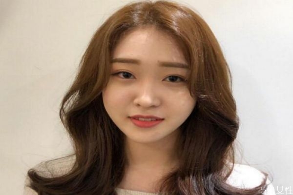 八字劉海每天怎么打理 八字劉海怎么用吹風(fēng)機(jī)打理 八字劉海每天怎么打理 八字劉海怎么用吹風(fēng)機(jī)打理