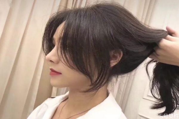 卷發(fā)棒如何卷劉海 卷發(fā)棒怎么卷八字劉海 卷發(fā)棒如何卷劉海 卷發(fā)棒怎么卷八字劉海