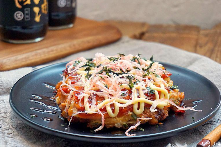 大阪燒是什么東西 文字燒和大阪燒的區(qū)別 大阪燒是什么東西 文字燒和大阪燒的區(qū)別