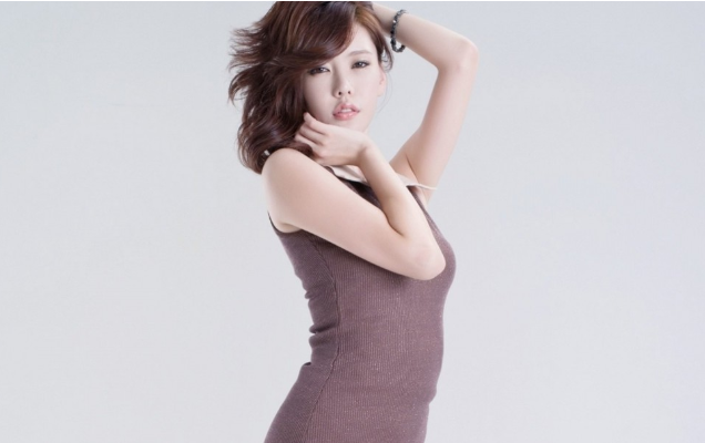 皮膚暗黃還愛長(zhǎng)斑用什么護(hù)膚品好 皮膚暗黃還愛長(zhǎng)斑用什么護(hù)膚品好