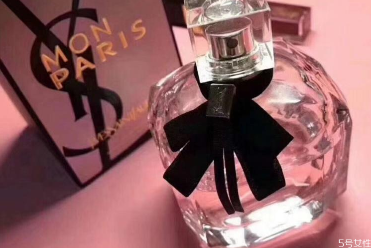 反轉(zhuǎn)巴黎香水適合夏天用嗎 反轉(zhuǎn)巴黎香水俗氣嗎 反轉(zhuǎn)巴黎香水適合夏天用嗎 反轉(zhuǎn)巴黎香水俗氣嗎