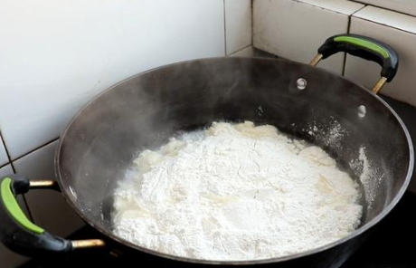 炸油糕的做法 炸油糕的做法家常做法竅門 炸油糕的做法 炸油糕的做法家常做法竅門