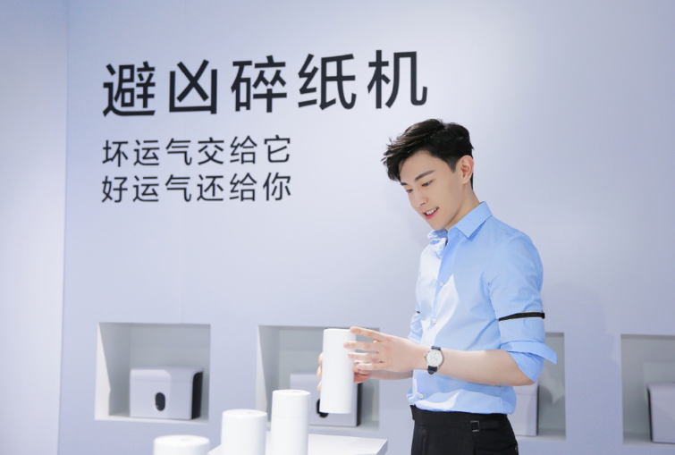 男生怎么提升自己的魅力 提升男人氣質的方法 男生怎么提升自己的魅力 提升男人氣質的方法