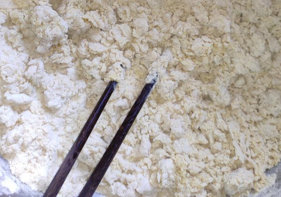 炸油糕外皮怎么酥 炸油糕為什么會(huì)爆炸 炸油糕外皮怎么酥 炸油糕為什么會(huì)爆炸