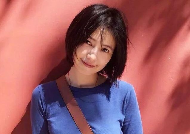 什么發(fā)型減齡又時(shí)尚 四十多歲什么發(fā)型減齡 什么發(fā)型減齡又時(shí)尚 四十多歲什么發(fā)型減齡