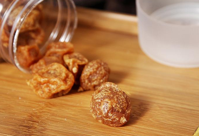 咸金桔怎么泡水喝 咸金桔泡水喝的功效 咸金桔怎么泡水喝 咸金桔泡水喝的功效