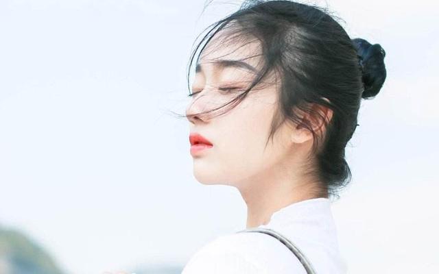 男人遇見自己喜歡的女人,都有什么反應? 男人遇見自己喜歡的女人,都有什么反應?