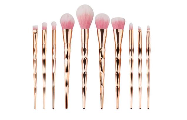 化妝刷材質(zhì)哪種好 化妝刷什么材質(zhì)的毛最好 化妝刷材質(zhì)哪種好 化妝刷什么材質(zhì)的毛最好