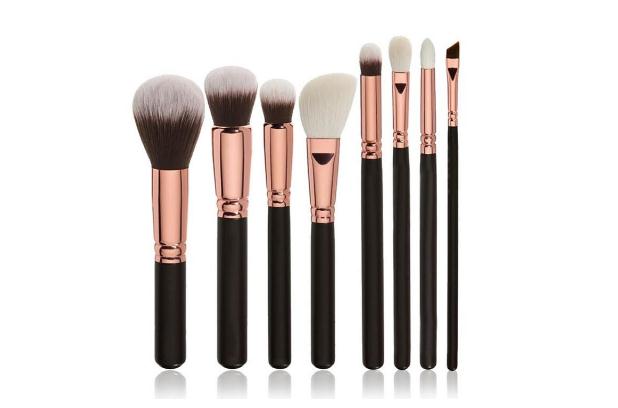 化妝刷要每天清洗嗎 化妝刷要洗了再用嗎 化妝刷要每天清洗嗎 化妝刷要洗了再用嗎