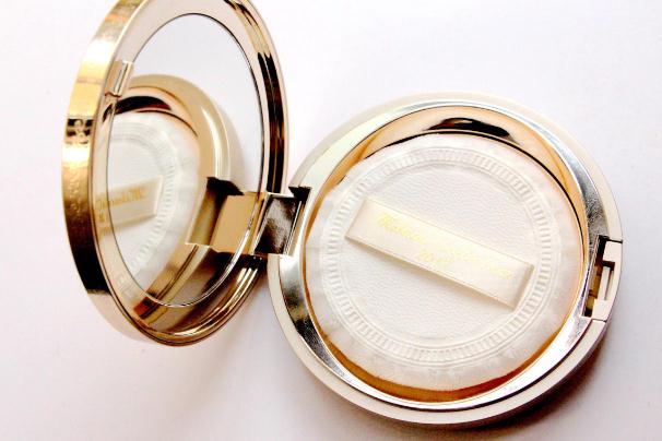 粉餅怎么用才能不卡粉 粉餅怎么選擇色號 粉餅怎么用才能不卡粉 粉餅怎么選擇色號