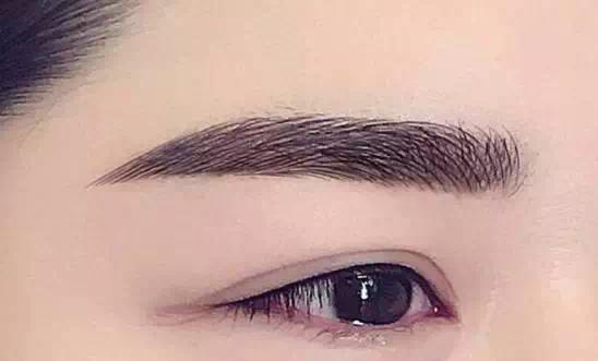 美瞳線的好處 美瞳線的注意事項(xiàng) 美瞳線的好處 美瞳線的注意事項(xiàng)