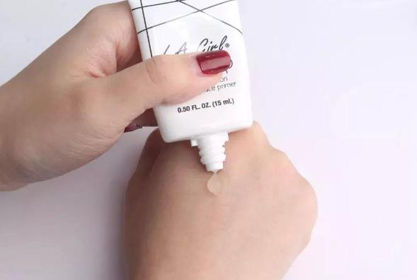 妝前乳可以隱形毛孔嗎 妝前乳可以晚上睡覺用嗎 妝前乳可以隱形毛孔嗎 妝前乳可以晚上睡覺用嗎