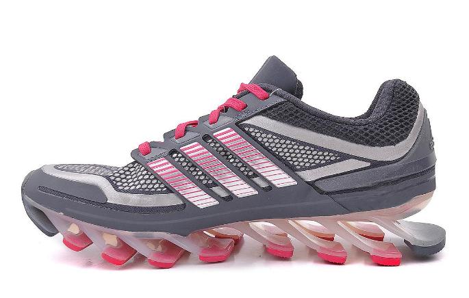 跑步鞋有什么作用 跑步鞋有什么功能 跑步鞋有什么作用 跑步鞋有什么功能