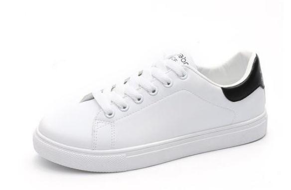 板鞋如何隱藏鞋帶 板鞋如何防止折痕 板鞋如何隱藏鞋帶 板鞋如何防止折痕