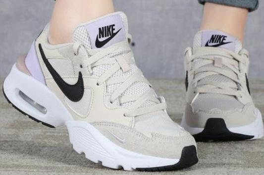 氣墊鞋能跑步穿嗎 氣墊鞋能打羽毛球嗎 氣墊鞋能跑步穿嗎 氣墊鞋能打羽毛球嗎