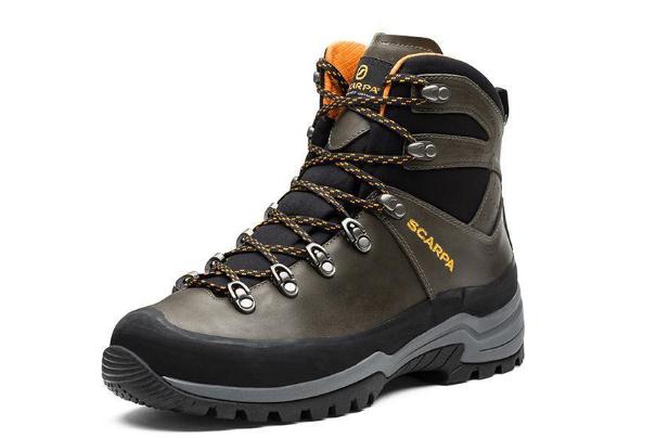 登山鞋和跑步鞋有什么區(qū)別 登山鞋可以用來跑步嗎 登山鞋和跑步鞋有什么區(qū)別 登山鞋可以用來跑步嗎