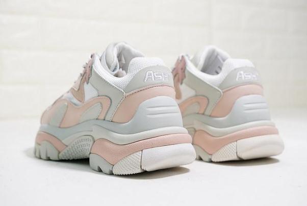 老爹鞋可以水洗嗎 老爹鞋怎么洗干凈 老爹鞋可以水洗嗎 老爹鞋怎么洗干凈