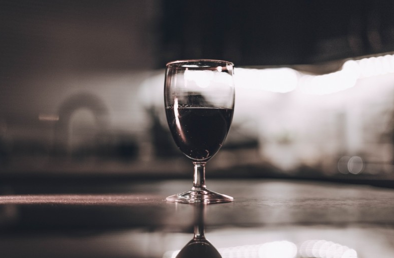 拉菲紅酒1982年多少錢 拉菲紅酒價(jià)格表圖片 拉菲紅酒1982年多少錢 拉菲紅酒價(jià)格表圖片