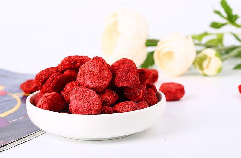 草莓干吃多了會怎么樣 草莓干吃多了會上火嗎 草莓干吃多了會怎么樣 草莓干吃多了會上火嗎