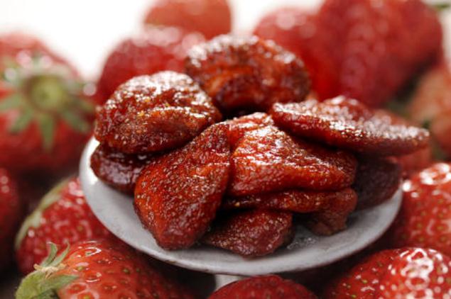 草莓干熱量高嗎 吃草莓干會胖嗎 草莓干熱量高嗎 吃草莓干會胖嗎