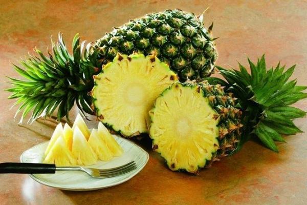 鳳梨糖分高嗎 鳳梨上火嗎 鳳梨糖分高嗎 鳳梨上火嗎