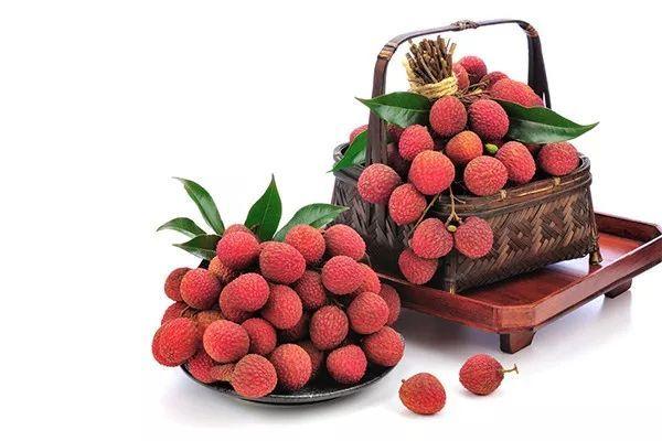 荔枝怎么吃 荔枝怎么吃不上火呢 荔枝怎么吃 荔枝怎么吃不上火呢