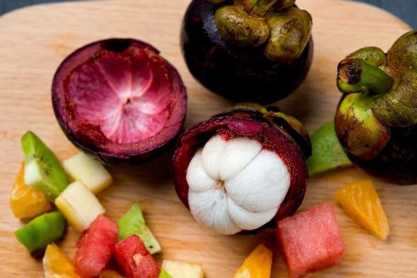 山竹能和芒果一塊兒吃嗎 山竹能和牛奶一起吃嗎 山竹能和芒果一塊兒吃嗎 山竹能和牛奶一起吃嗎