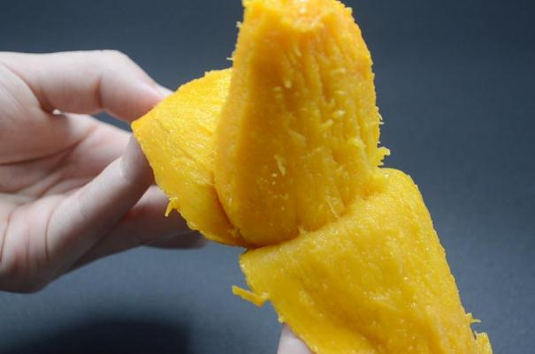 芒果皮能不能吃 芒果皮的功效與作用 芒果皮能不能吃 芒果皮的功效與作用