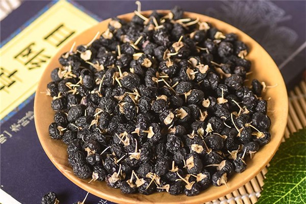 黑枸杞對(duì)睡眠有幫助嗎 黑枸杞可以天天喝嗎 黑枸杞對(duì)睡眠有幫助嗎 黑枸杞可以天天喝嗎