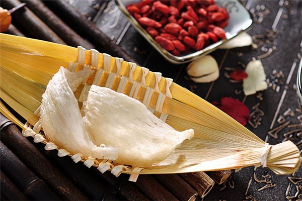 燕窩可以美容養(yǎng)顏嗎 燕窩可以每天吃嗎 燕窩可以美容養(yǎng)顏嗎 燕窩可以每天吃嗎