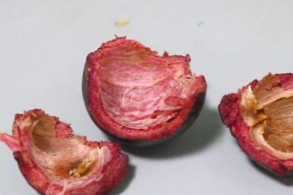 山竹殼可以吃嗎 山竹外殼有什么用處 山竹殼可以吃嗎 山竹外殼有什么用處