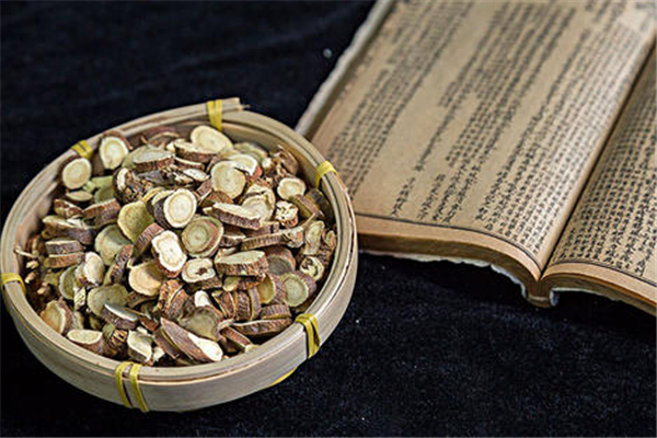 甘草能治咳嗽嗎 甘草對咽炎治療有效果嗎 甘草能治咳嗽嗎 甘草對咽炎治療有效果嗎