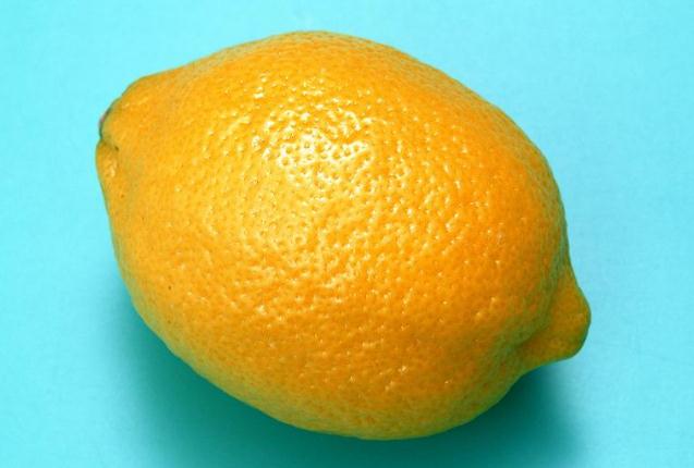 檸檬怎么清洗外皮 檸檬怎么清洗才干凈 檸檬怎么清洗外皮 檸檬怎么清洗才干凈