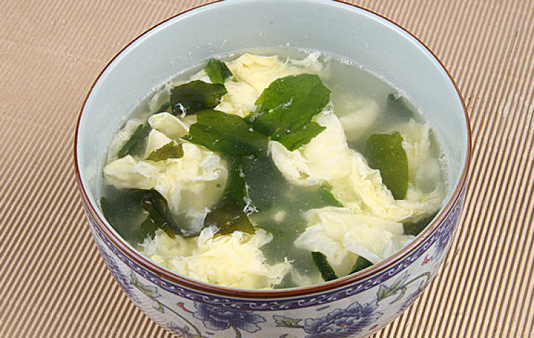 裙帶菜怎么泡發(fā) 裙帶菜怎么洗才能洗干凈 裙帶菜怎么泡發(fā) 裙帶菜怎么洗才能洗干凈