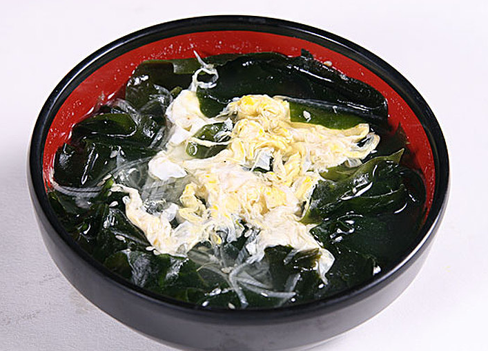 干裙帶菜用熱水還是冷水泡 干裙帶菜要泡多久才可以煮 干裙帶菜用熱水還是冷水泡 干裙帶菜要泡多久才可以煮