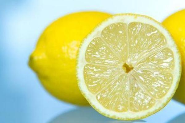 檸檬有黑點還能吃嗎 檸檬有黑點是什么原因 檸檬有黑點還能吃嗎 檸檬有黑點是什么原因