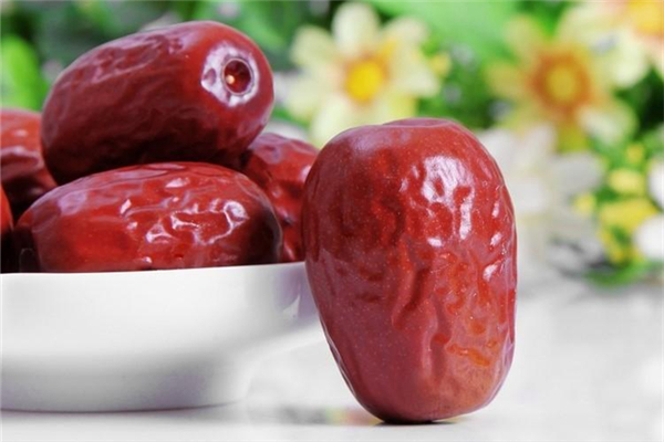 紅棗的熱量 紅棗減肥可以吃嗎 紅棗的熱量 紅棗減肥可以吃嗎