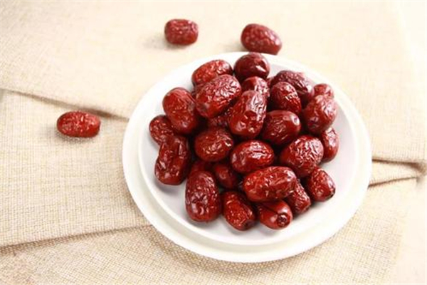 紅棗胃不好可以吃嗎 紅棗養(yǎng)胃嗎 紅棗胃不好可以吃嗎 紅棗養(yǎng)胃嗎