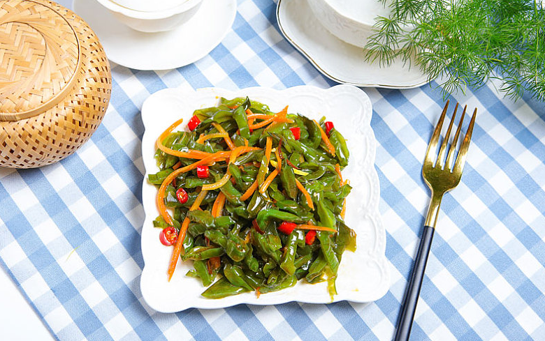 裙帶菜和海芽菜是一種東西嗎 裙帶菜和海芽菜的區(qū)別 裙帶菜和海芽菜是一種東西嗎 裙帶菜和海芽菜的區(qū)別