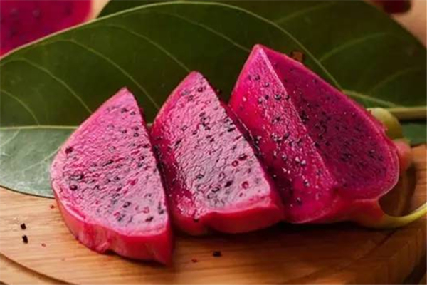 紅心火龍果為什么掉色 紅心火龍果掉色正常嗎 紅心火龍果為什么掉色 紅心火龍果掉色正常嗎