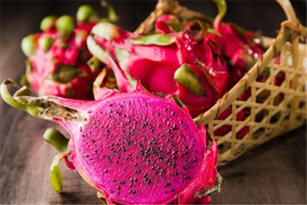 火龍果的含糖量 火龍果減肥能吃嗎 火龍果的含糖量 火龍果減肥能吃嗎