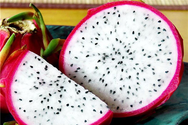 紅火龍果和白火龍果哪個好 紅火龍果和白火龍果的區(qū)別 紅火龍果和白火龍果哪個好 紅火龍果和白火龍果的區(qū)別