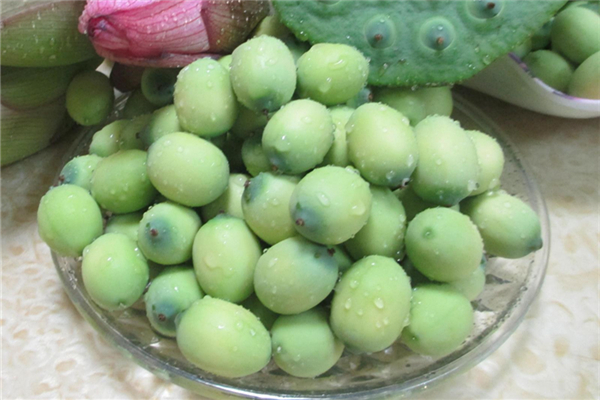 蓮子治療失眠嗎 蓮子怎么做治療失眠 蓮子治療失眠嗎 蓮子怎么做治療失眠