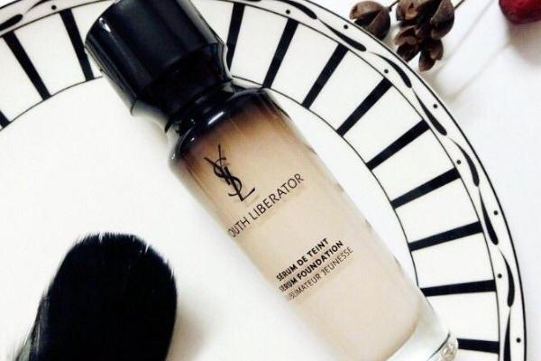 圣羅蘭粉底液色號(hào)怎么選 圣羅蘭粉底液推薦 圣羅蘭粉底液色號(hào)怎么選 圣羅蘭粉底液推薦