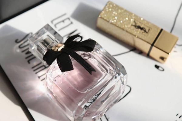 圣羅蘭香水哪款好聞 圣羅蘭香水反轉巴黎好聞嗎 圣羅蘭香水哪款好聞 圣羅蘭香水反轉巴黎好聞嗎