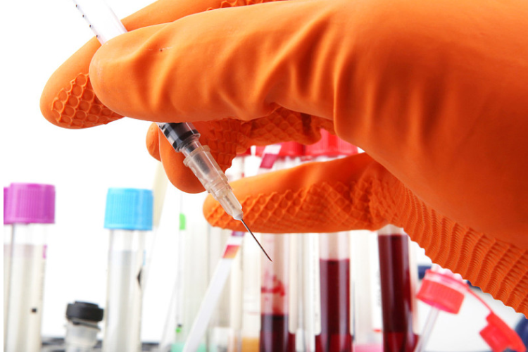 第一針新冠疫苗后多久能喝酒 新冠疫苗第一針和第二針之間能喝酒嗎 第一針新冠疫苗后多久能喝酒 新冠疫苗第一針和第二針之間能喝酒嗎